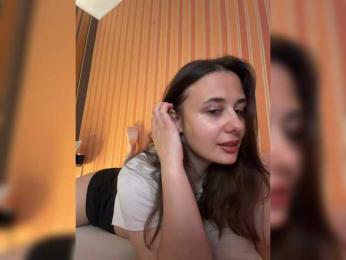 MonaVine webcam model stream image