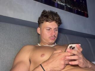 Noah Sandler webcam model stream image