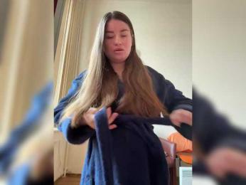 ViollaSweetA webcam model stream image