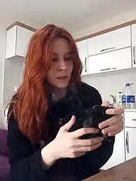 Atwsliiikizilll webcam model stream image