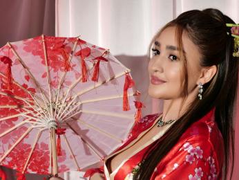 LindeWhite webcam livejasmin model stream image