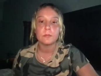 betteroffdeadduh webcam model stream image
