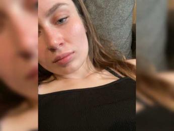 Fyflia webcam model stream image