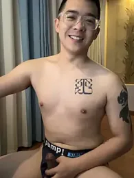 iamtobias webcam model stream image