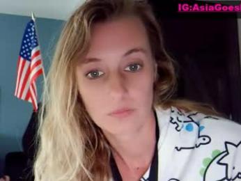 yoursecretgirlfriend963 webcam model stream image