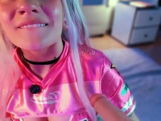 broklinwhite webcam camsoda model stream image