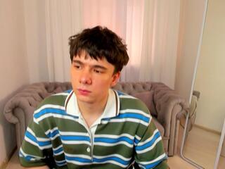 Ethan Crowe webcam model stream image