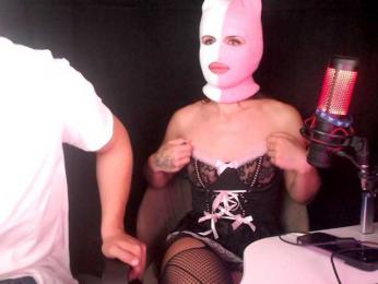 Nik-Luna webcam model stream image