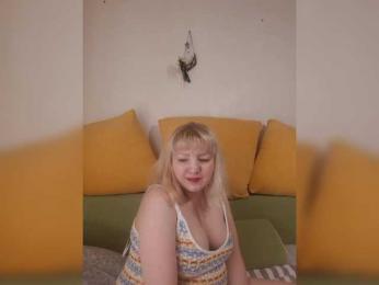 StefanyMellow3 webcam model stream image