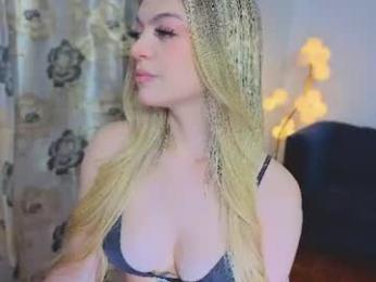fresita_pink_ webcam chaturbate model stream image