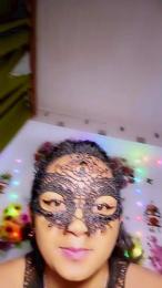 queenny1 webcam model stream image