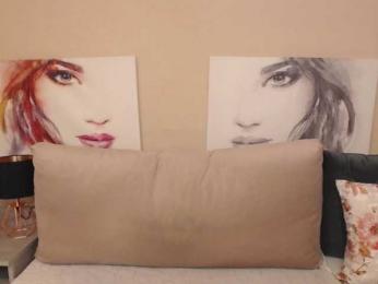 SophieKiss webcam model stream image