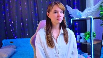 EmilieMollo webcam model stream image