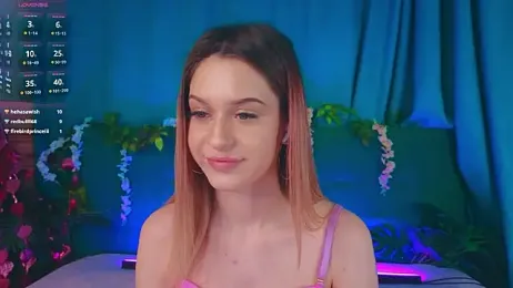 AlinaWalters webcam model stream image