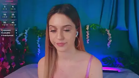 AlinaWalters webcam model stream image