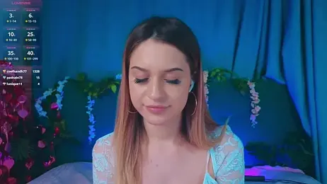 AlinaWalters webcam model stream image