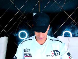 Owen Wolfe webcam model stream image