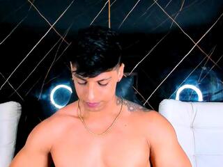 Owen Wolfe webcam model stream image