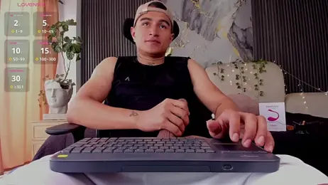 LiamDeep webcam model stream image