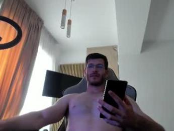 whisperoflust webcam model stream image