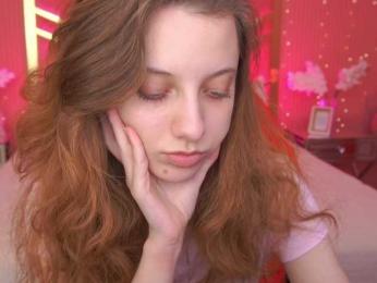 CuteeFoxy webcam model stream image