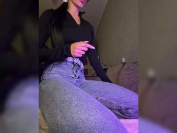 Liana-fit8 webcam bongacams model stream image