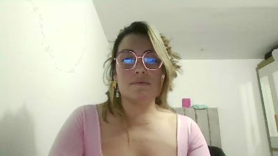 luciasexy2 webcam model stream image