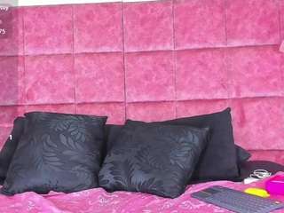 mxli-divine webcam model stream image