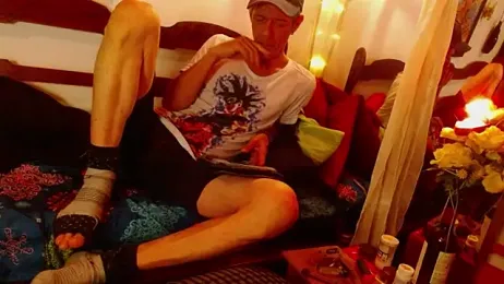 laye19 webcam model stream image