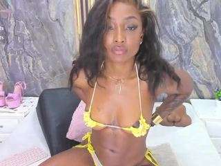 nyakimgold webcam camsoda model stream image