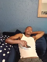 Boyzn_unfiltered webcam stripchat model stream image