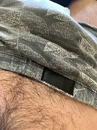 MuzzyFacing webcam stripchat model stream image