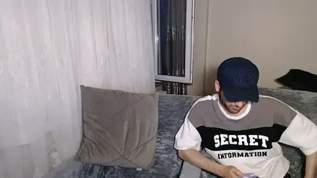 handsomeee04 webcam model stream image