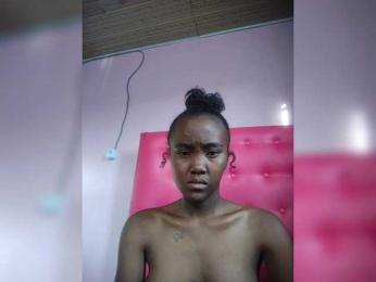 Stella11 webcam model stream image