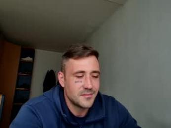 bbnamelezz webcam model stream image