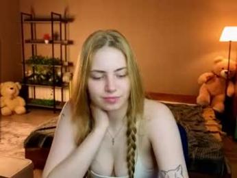 maxineheart webcam model stream image