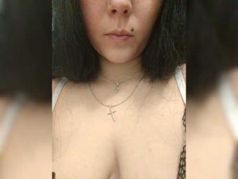 CLeoPatRa7777 webcam model stream image