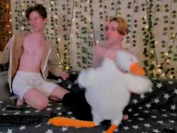 tedy_lun webcam model stream image