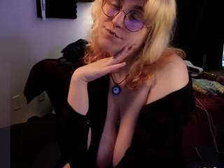 myrtlemystic webcam model stream image