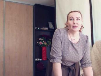 IrennaShine webcam bongacams model stream image