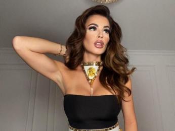 MetishaOwen webcam model stream image