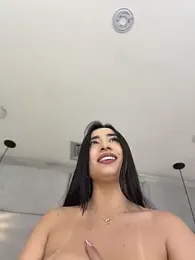IvonneOwen webcam stripchat model stream image