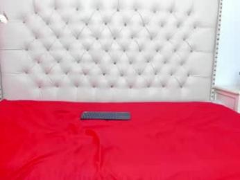 selena_and_lia webcam chaturbate model stream image