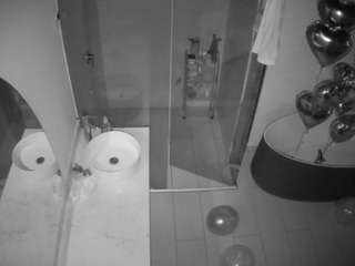 voyeurcam-casa-salsa-bathroom-6 webcam model stream image