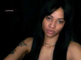 tiaramace webcam model stream image