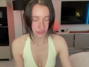 KiraLeo webcam model stream image