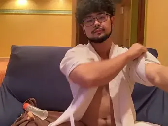 taku_bear webcam stripchat model stream image