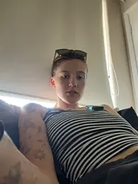 Iady webcam stripchat model stream image