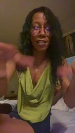 Mystikaa webcam model stream image