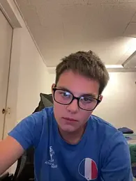 tom27776 webcam model stream image